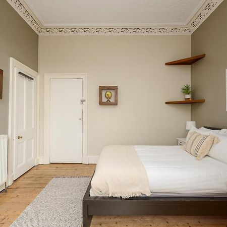 2 Bed Old Town Apartment - Next To Castle 에든버러 외부 사진