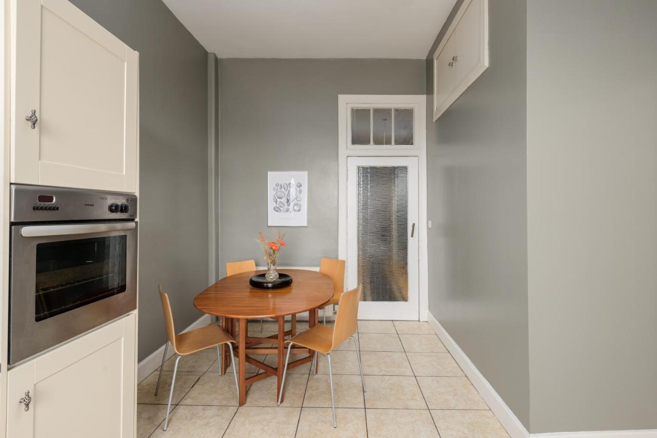 2 Bed Old Town Apartment - Next To Castle 에든버러 외부 사진